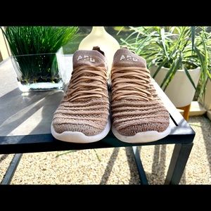 Women’s APL shoes, size 10, rose gold color